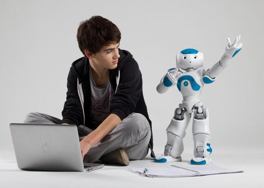 Robototexnika va uning o'rganish sabablari